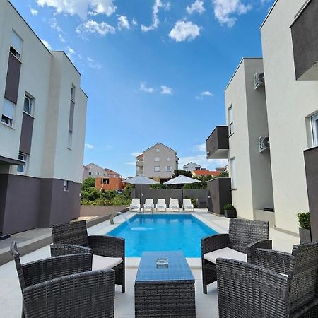The Sands Luxury Pool Aparthotel 2 노바야 외부 사진